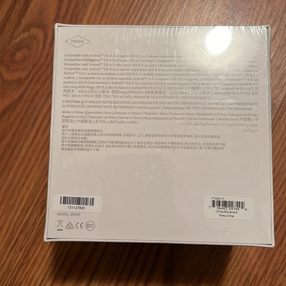 NWT fossil Q Founder 2.0. Still wrapped. - Picture 3 of 5